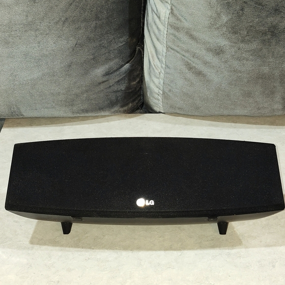 LG HOME THEATER SURROUND SOUND SYSTEM CENTER CHANNEL SPEAKER 4ohm 310W SH93PA-C - Picture 7 of 9